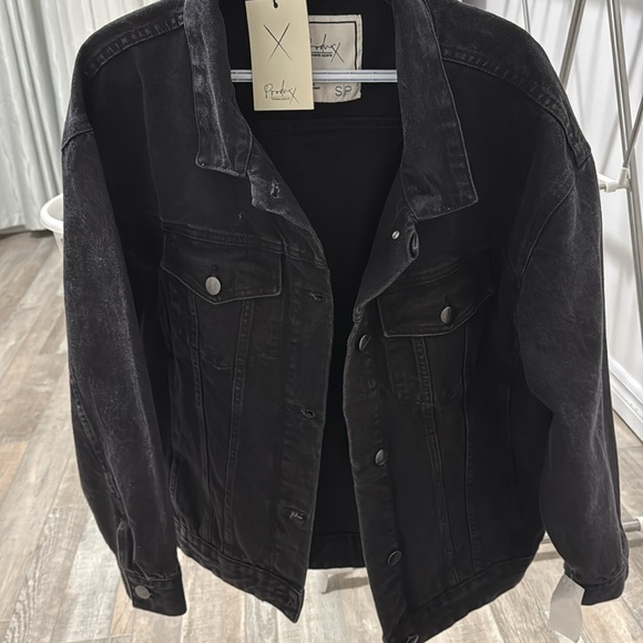 Jeans jacket - Picture 3 of 4